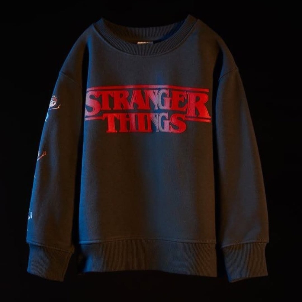 Zara Kids Dark Gray Crewneck Stranger THINGS Sweater- 6 T- NEW